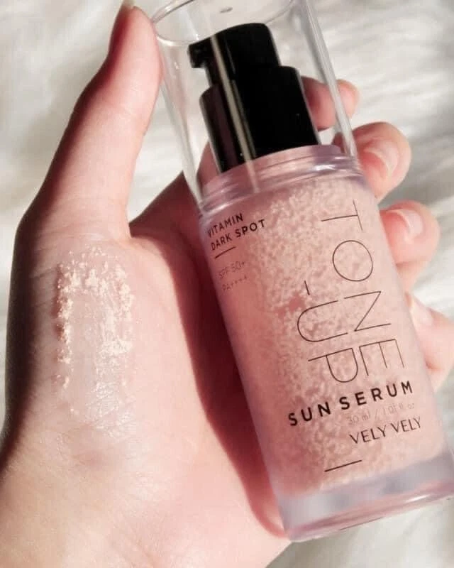 Vitamin Dark-spot Tone-up Sun Serum SPF50+/PA++++ 30mL - Image 2