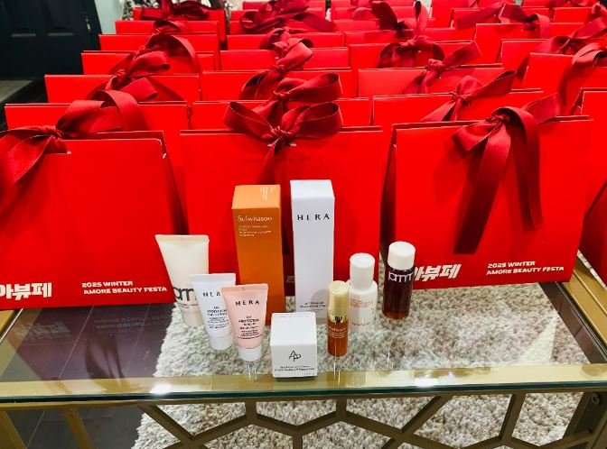 Amore Pacific - 9Pcs Holiday Gift Set-Travel Size. - Image 6